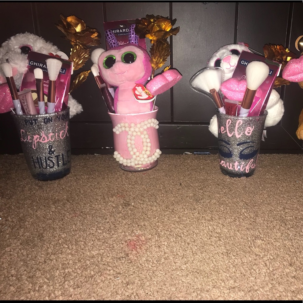Valentine’s Day arrangements!